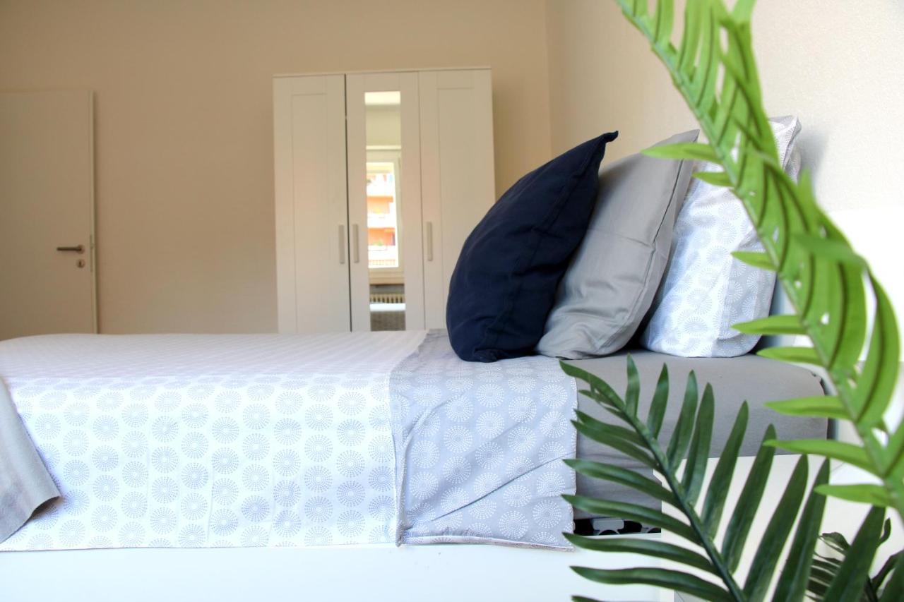 Cozy Apartment With Free Parking & Close To Lake Лугано Экстерьер фото