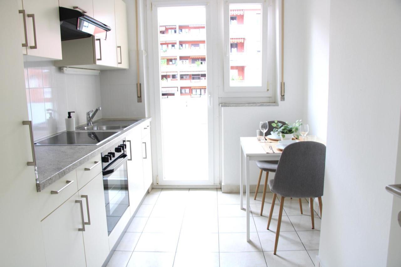 Cozy Apartment With Free Parking & Close To Lake Лугано Экстерьер фото